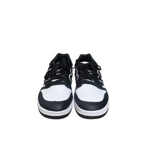 New Balance Black and White Men's Sneakers